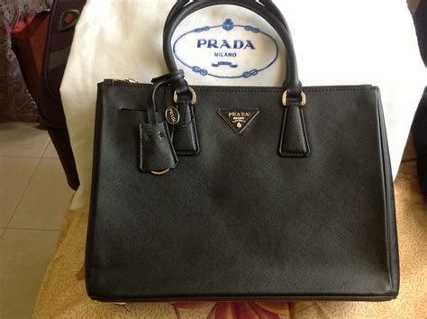 prada bag dubai